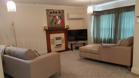 City Townhouse Walking Distance To City - Holiday Adelaide 5