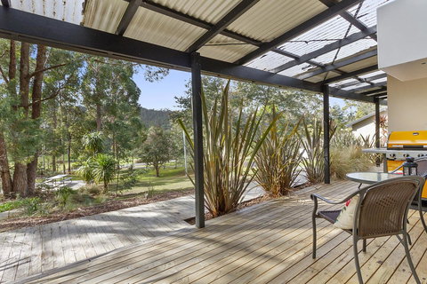 Oyster Cove Chalet - Holiday Adelaide 7