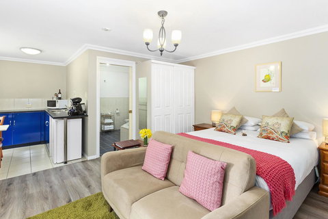 Oyster Cove Chalet - Holiday Adelaide 8