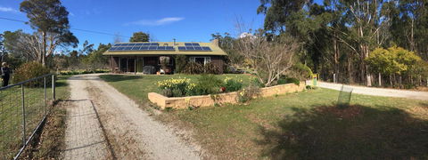 Eureka Farm - Holiday Adelaide 1