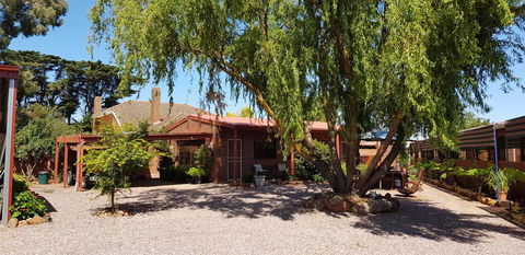 New Horizons Farm Stay - Holiday Adelaide 0