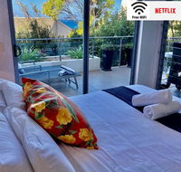 NEW Sunshine Beach Family Escape 3 bedroom with Free Wifi and Parking - Holiday Adelaide