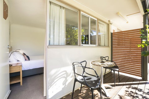 Nightcap At Golden Beach Tavern - Holiday Adelaide 3