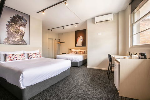 Nightcap At The Charles Hotel - Holiday Adelaide 1