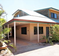 Ningaloo Breeze Villa 8 - 3 Bedroom Fully Self-Contained Holiday Accommodation