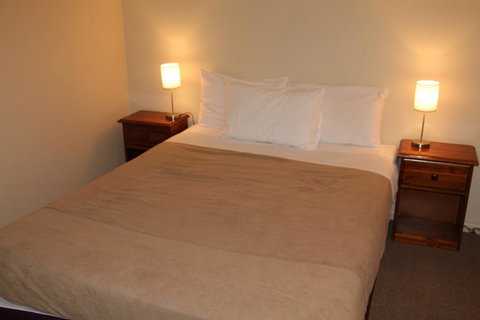 Nireeda Apartments On Clare - Holiday Adelaide 3