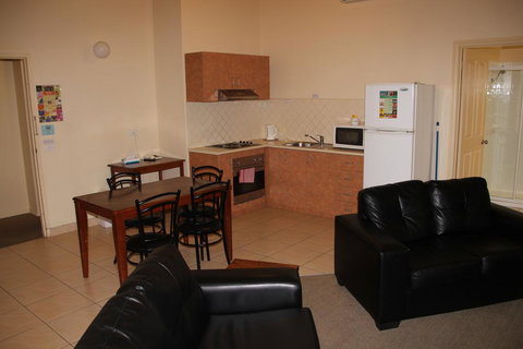 Nireeda Apartments On Clare - Holiday Adelaide 2