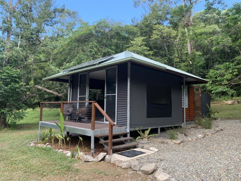 Noah Creek Eco Huts - Holiday Adelaide 1