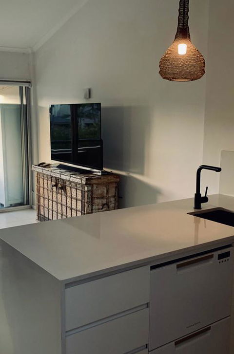 Noosa Parade Holiday Inn - Holiday Adelaide 3