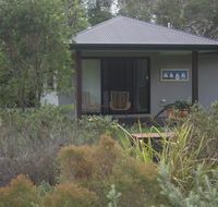 Noosa Studio at Lake Weyba - Holiday Adelaide