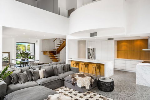 North Byron Luxury Beachfront - 'Mia Beach Abode' - Holiday Adelaide 1