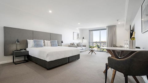 Oaks Toowoomba Hotel - Holiday Adelaide 0