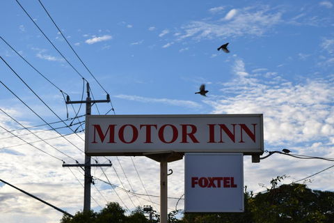 Oasis Motor Inn - Holiday Adelaide 2