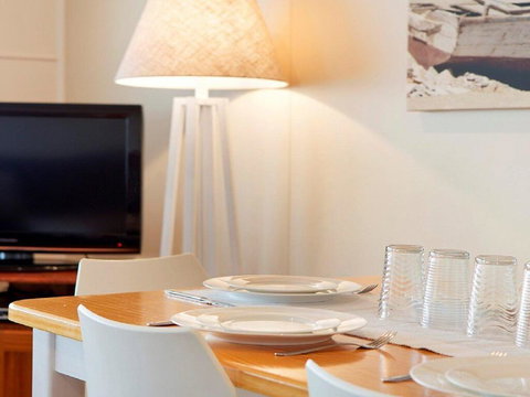 Ocean Blue Apartment Two - Oceanfront Apartment - Holiday Adelaide 1