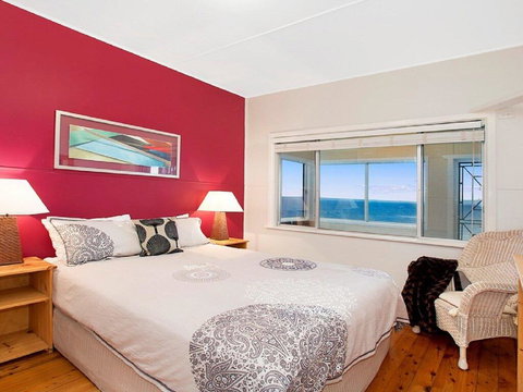 Ocean Blue Apartment Two - Oceanfront Apartment - Holiday Adelaide 2