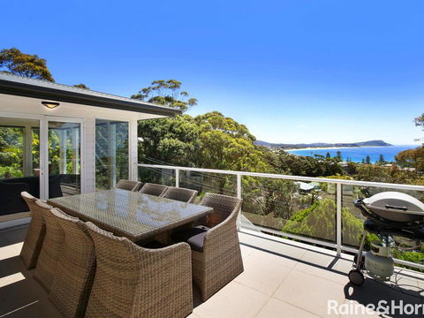 Ocean Breeze - 41 Kurrawyba Avenue, Terrigal - Holiday Adelaide 0