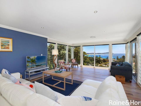 Ocean Breeze - 41 Kurrawyba Avenue, Terrigal - Holiday Adelaide 2
