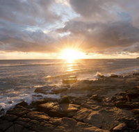 Ocean court yard - Holiday Adelaide