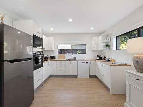 Ocean Park Motel & Holiday Apartments - Holiday Adelaide 2
