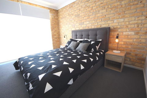 Ocean Shores Unit No 4 - Holiday Adelaide 1