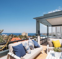 Ocean Views on Coogee Beach - Holiday Adelaide