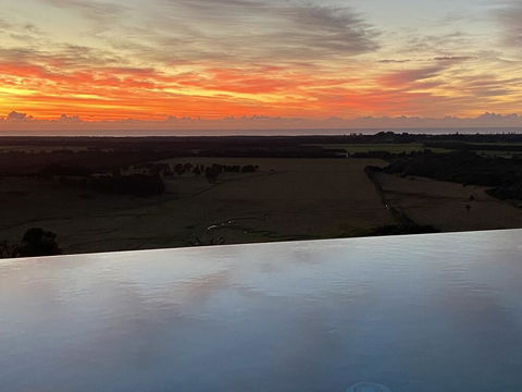 Ocean Vista Retreat Near Lennox Head & Byron Bay - Holiday Adelaide 1