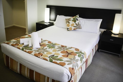 Oceanic On Thompson Apartments - Holiday Adelaide 1