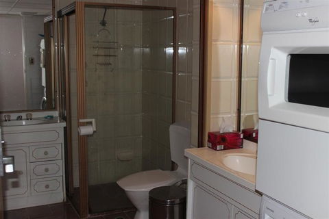 OCEANSIDE 21 - Holiday Adelaide 1