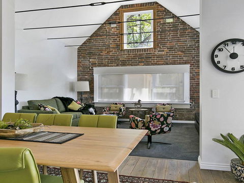 Old Bank Stables - 3 Night Weekends For Price Of 2 - Holiday Adelaide 2