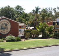 Old Coach Motor Inn Echuca - Holiday Adelaide