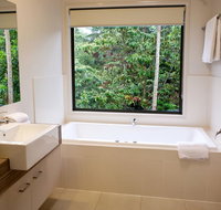 On Obi Maleny - Holiday Adelaide
