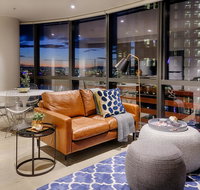 Orange Stay Premier - Holiday Adelaide