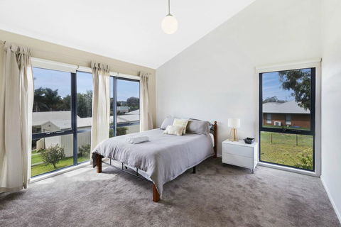 Orense - Waterviews In Newlands Arm - Holiday Adelaide 2