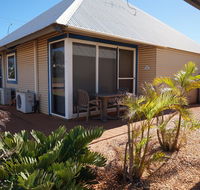 Osprey Holiday Village Unit 201-1 Bedroom - Wonderful 1 Bedroom Studio Apartment with a Pool in the Complex
