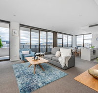 Oversized Luxe 1 Bedder - Amazing Barton - Gym - Holiday Adelaide