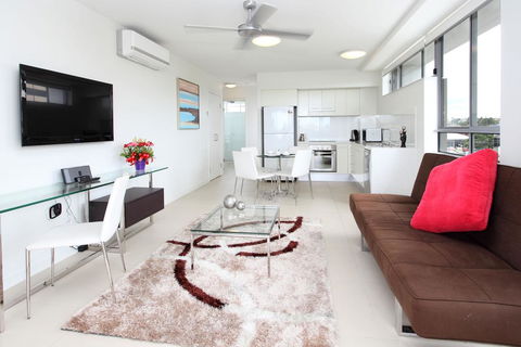 PA Apartments - Holiday Adelaide 0