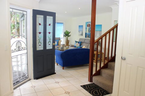 PACIFIC PALMS - Holiday Adelaide 0
