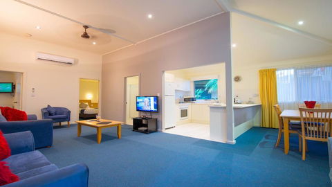 Pacific Palms Resort - Holiday Adelaide 2