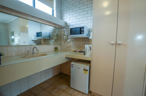 Paddlewheel Motel - Holiday Adelaide 1