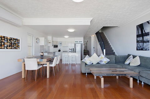 Palm Beach Beachfront Townhouse - Holiday Adelaide 2