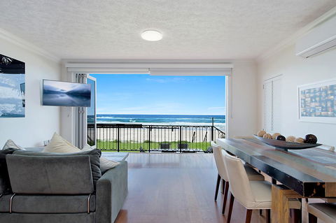 Palm Beach Beachfront Townhouse - Holiday Adelaide 0