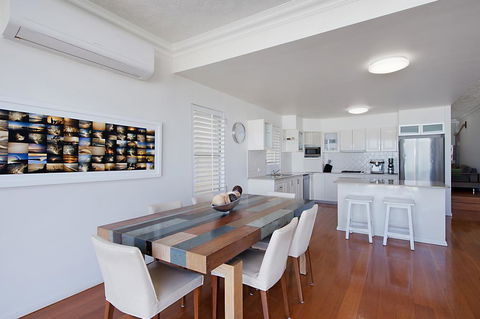 Palm Beach Beachfront Townhouse - Holiday Adelaide 3