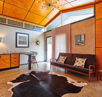 Palm Springs Suite - Holiday Adelaide