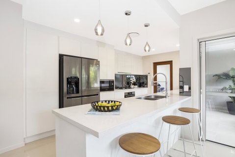 Park Avenue Luxe Townhouse Brand New Sleeps 9 - Holiday Adelaide 2