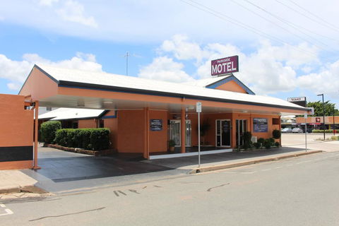 Parkside Motel & Licensed Restaurant - Holiday Adelaide 0