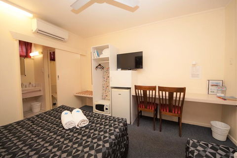 Parkside Motel & Licensed Restaurant - Holiday Adelaide 2