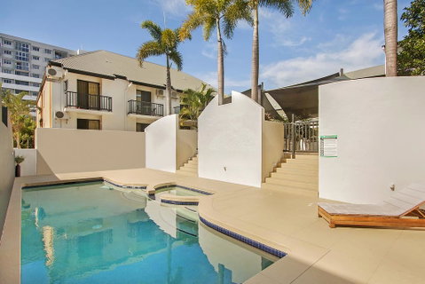 Parkview Apartments - Holiday Adelaide 2