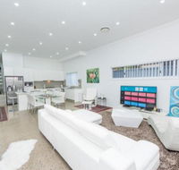 Parramatta jewel - Holiday Adelaide