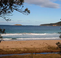 Pebbly Beach Shacks - Holiday Adelaide