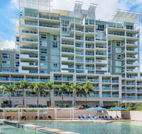 Pelican Waters Golf Resort and Spa Unit 1006 - Holiday Adelaide